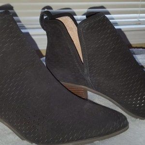 Lucky Brand Black Perforated Suede Leather Ankle Boots Size 8.0